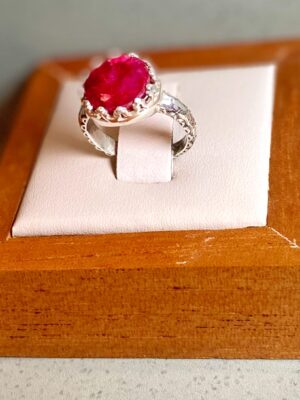 Anel indiano rubi pedra redonda