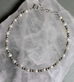 PULSEIRA PÉROLAS E PRATA