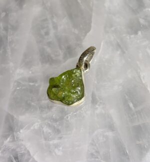 PINGENTE PERIDOTO
