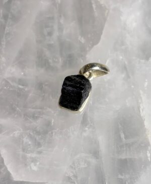PINGENTE TURMALINA NEGRA