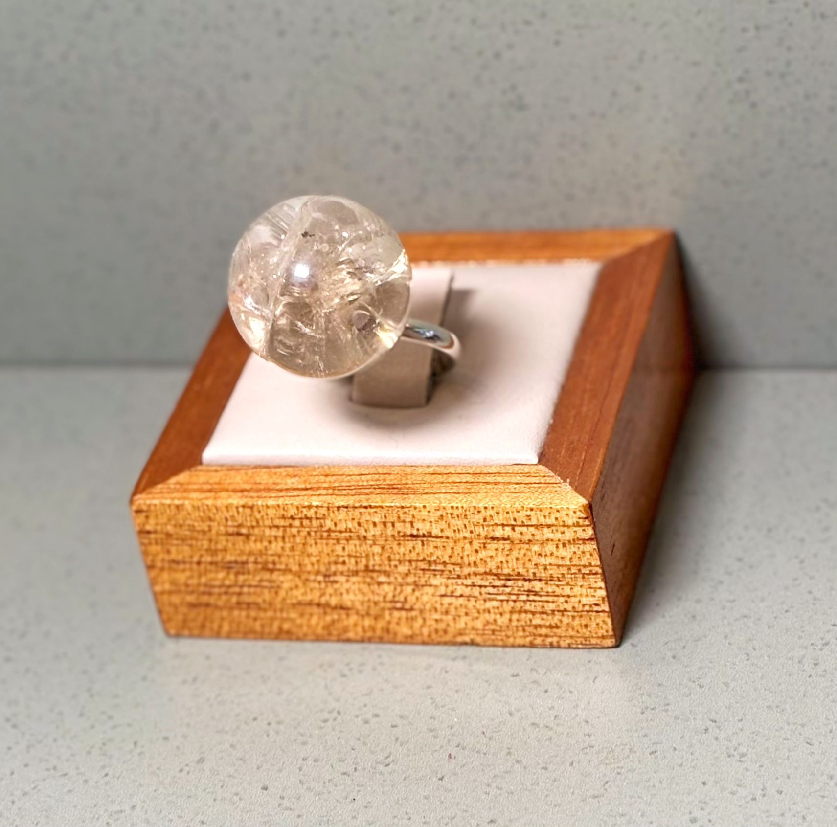 ANEL BOLA DE CRISTAL