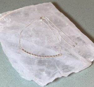 PULSEIRA PRATA LISA COM CRAVEJADO